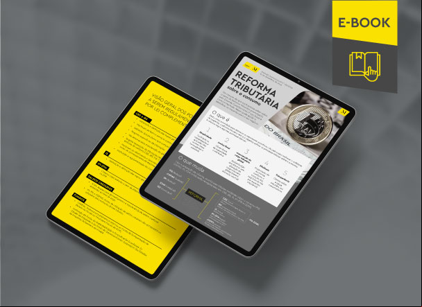 Maqueta ilustrativa de dos tabletas, una encima de la otra, con imágenes del contenido interno del e-book. En la esquina superior derecha, una banda descriptiva en colores amarillo y gris, con el nombre "e-book" escrito.