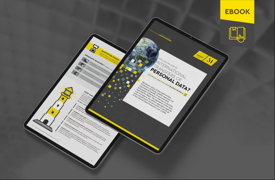 Mockup ilustrativo de dois tablets, um acima do outro, com imagens do conteúdo interno do e-book. No canto superior direito, faixa descritiva nas cores amarelo e cinza, com o nome